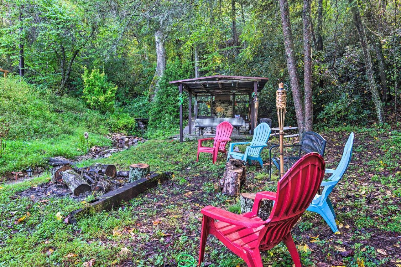 Shaw Creek Cottage With Fire Pit And Forest Views Хендерсонвилл Экстерьер фото